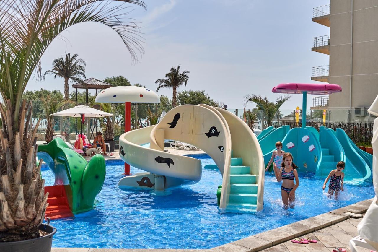 Melisea Aparthotel Pool & Spa Mamaia Nord Năvodari 외부 사진